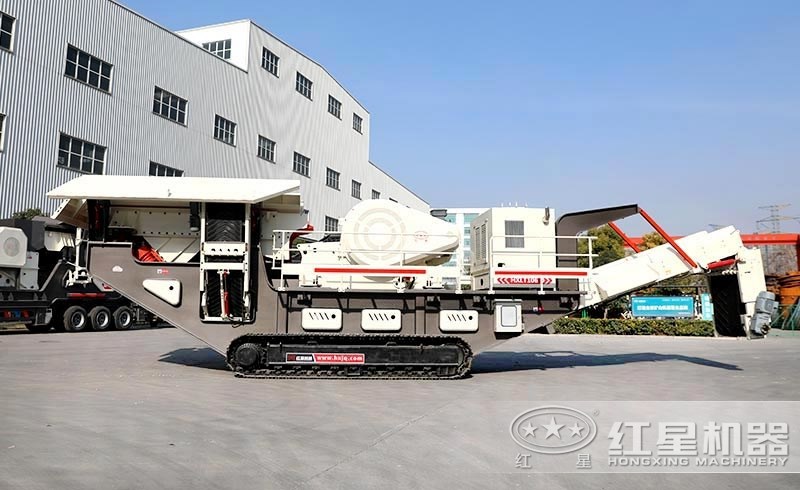 大型采石场用以柴油为动力的履带破碎机更高产、环保